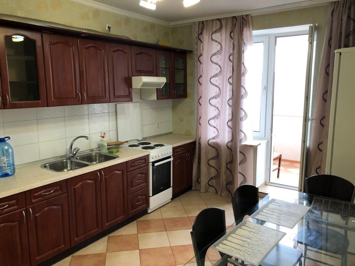 Cosy Flat Apartment Kyiv Exterior photo